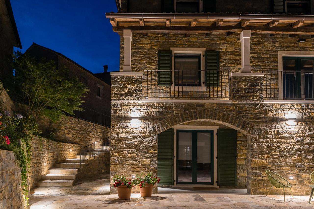 L'Abbraccio Della Quercia Apartman Momjan Kültér fotó